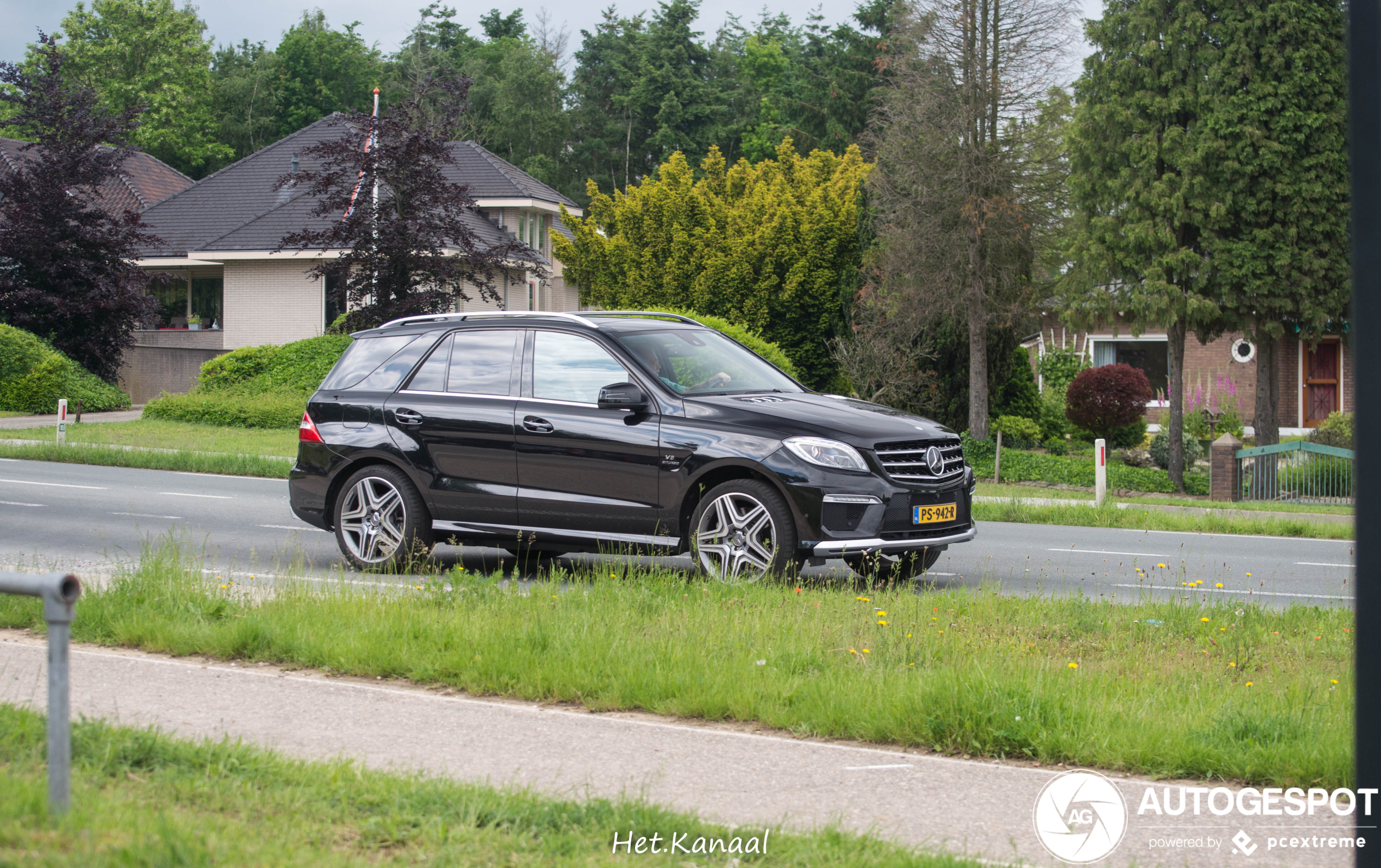 Mercedes-Benz ML 63 AMG W166