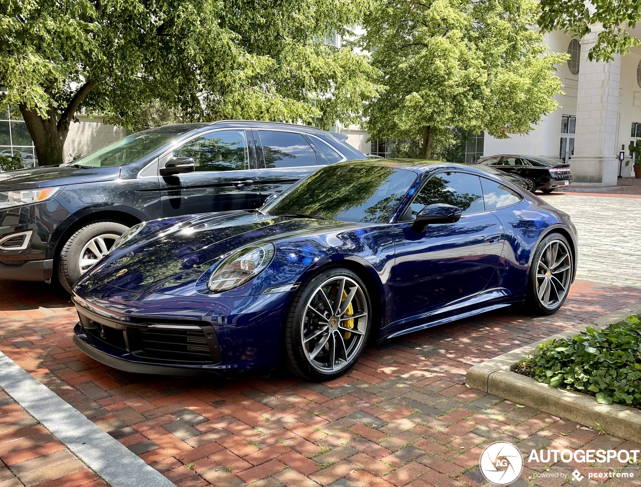 Porsche 992 Carrera 4S