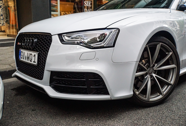 Audi RS5 B8 2012