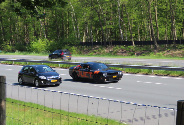 Dodge Challenger SRT-8