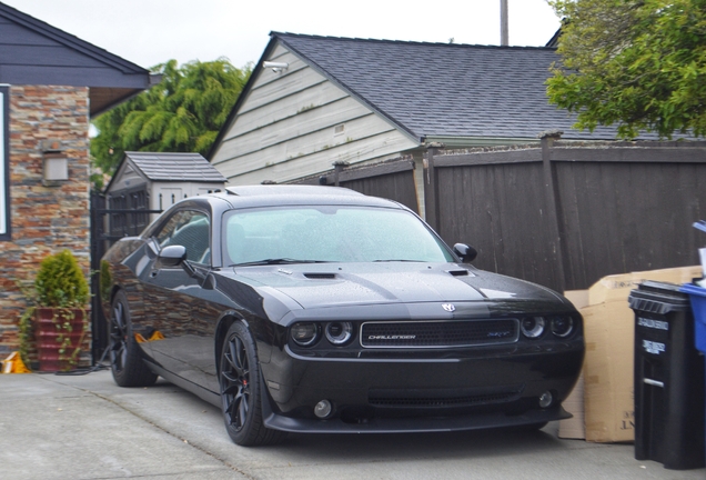 Dodge Challenger SRT-8