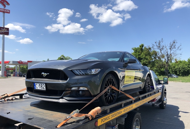 Ford Mustang GT 2015