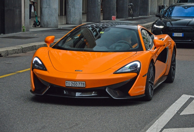 McLaren 570S