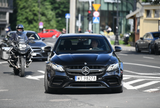 Mercedes-AMG E 63 S W213