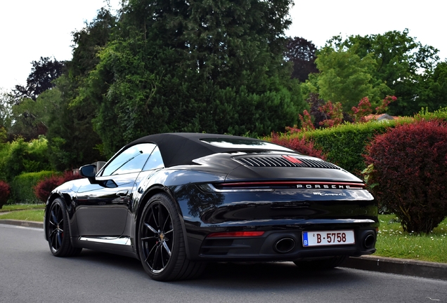 Porsche 992 Carrera 4S Cabriolet