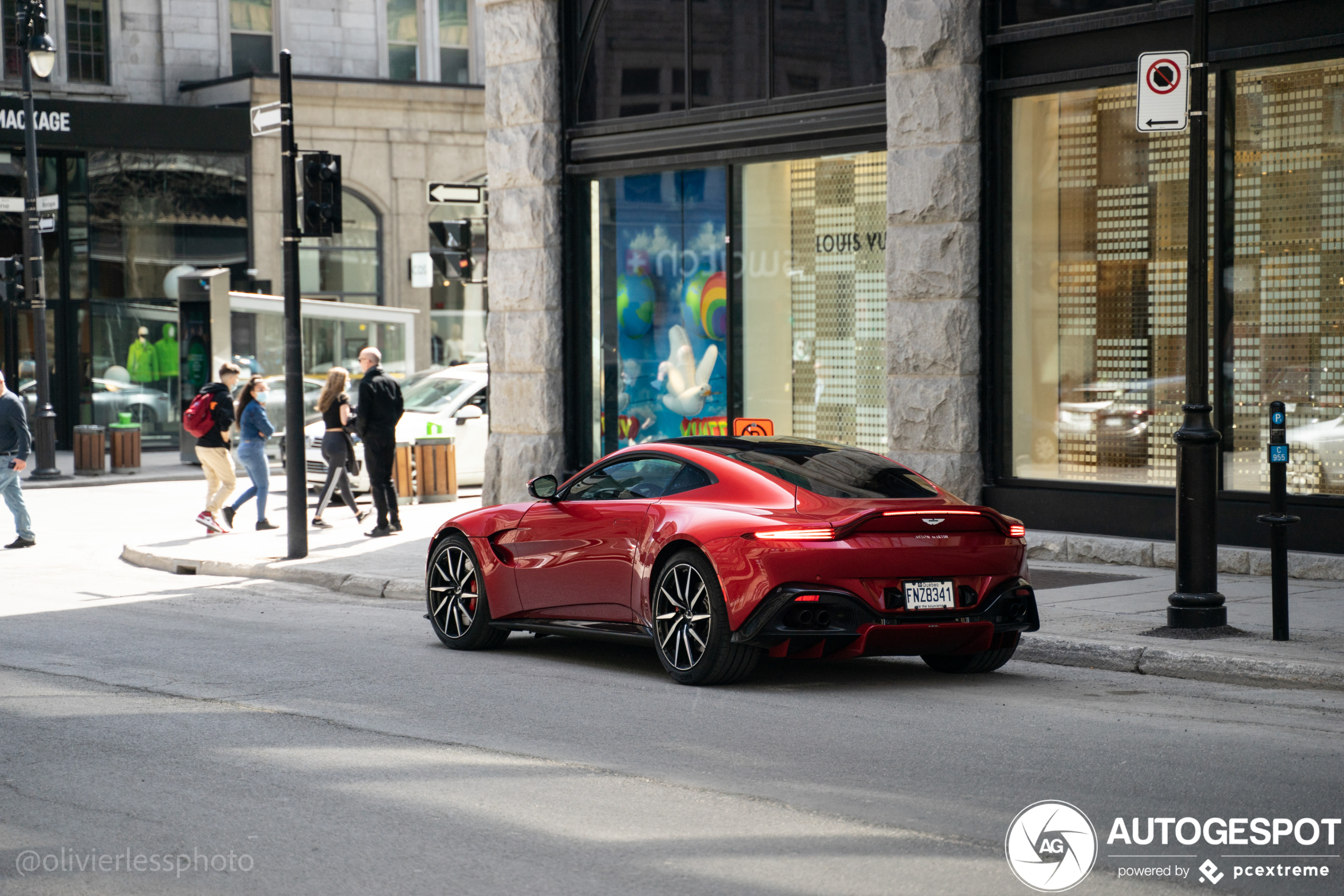 Aston Martin V8 Vantage 2018