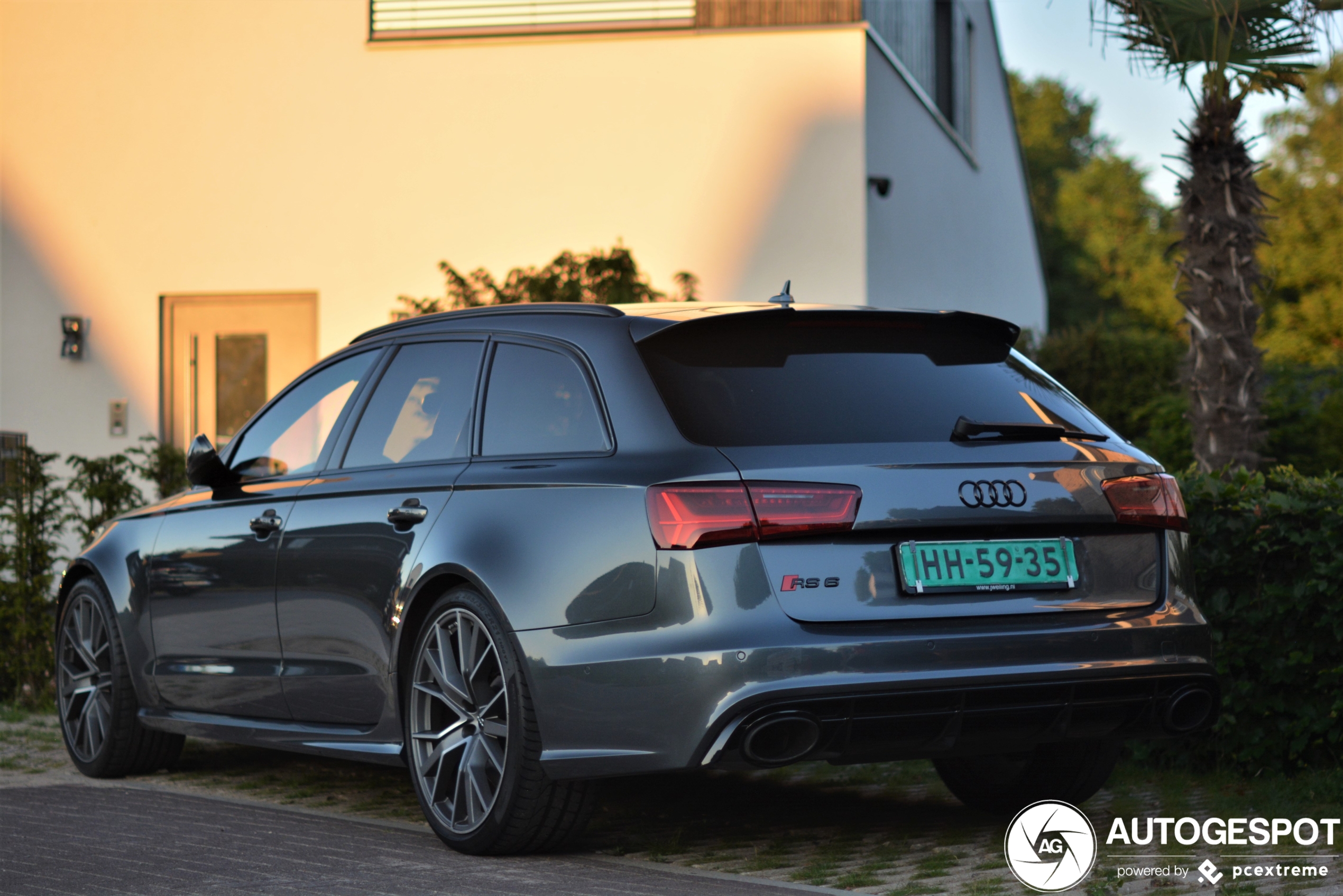 Audi RS6 Avant C7 2015