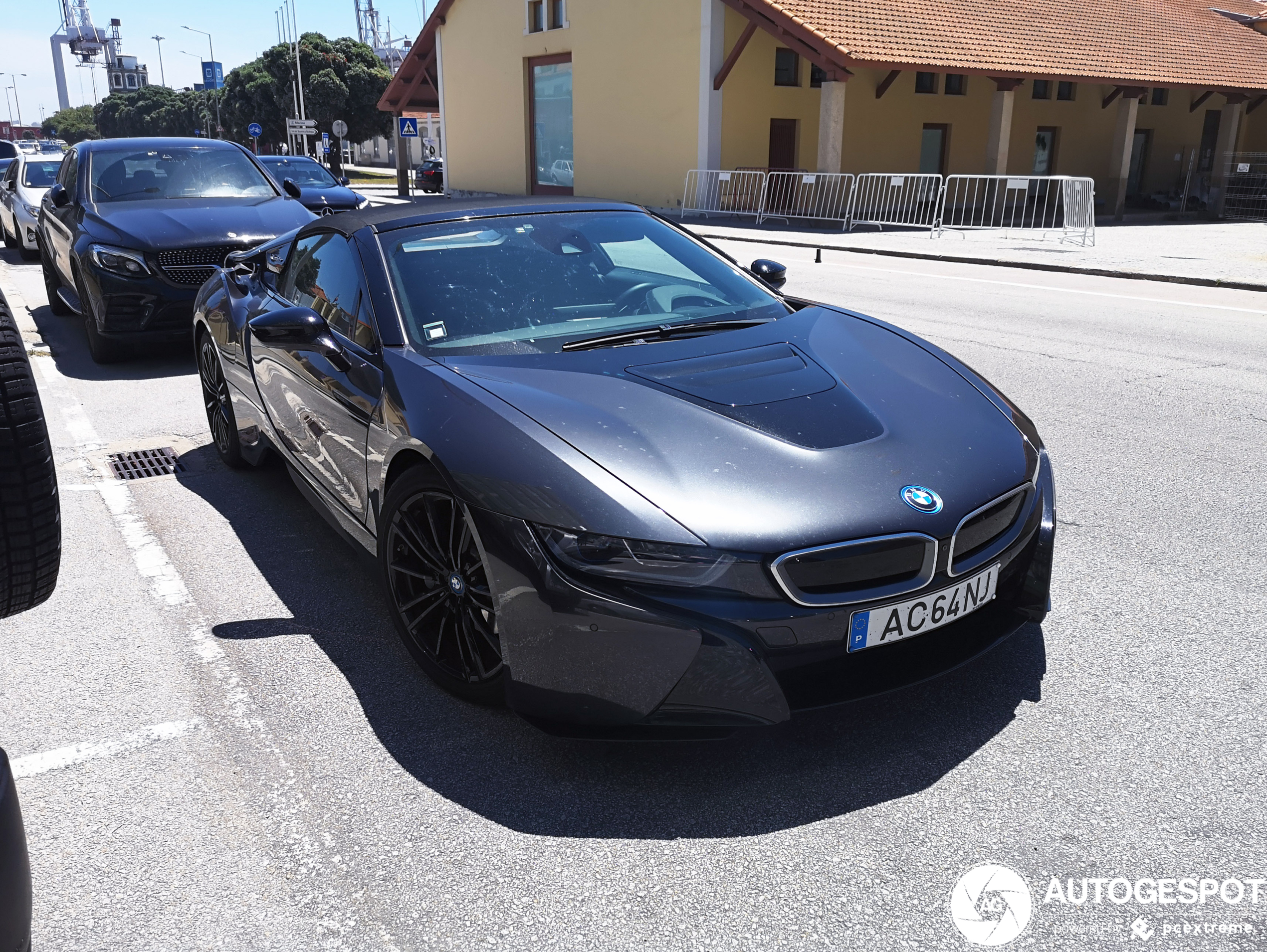 BMW i8 Roadster