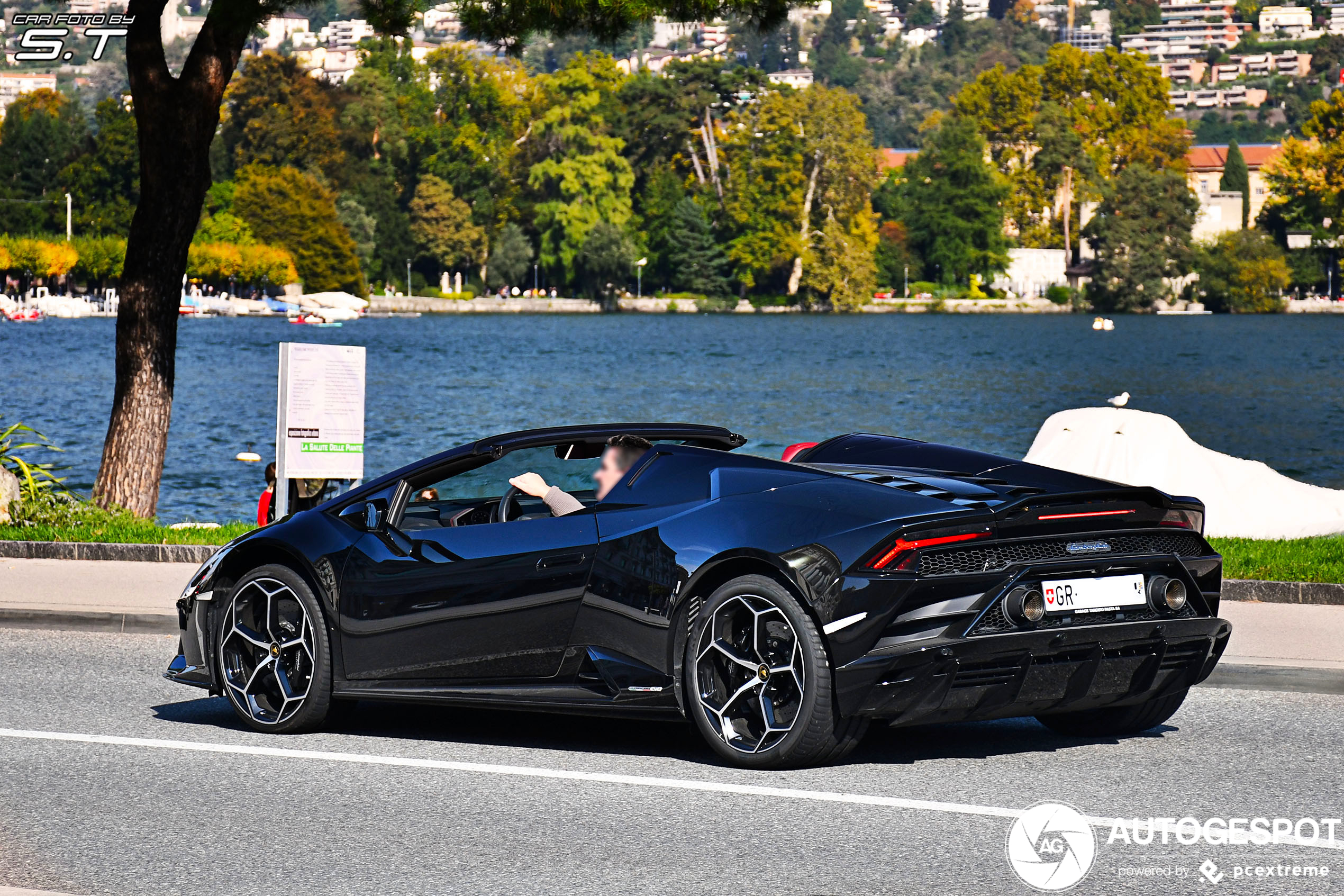 Lamborghini Huracán LP640-4 EVO Spyder