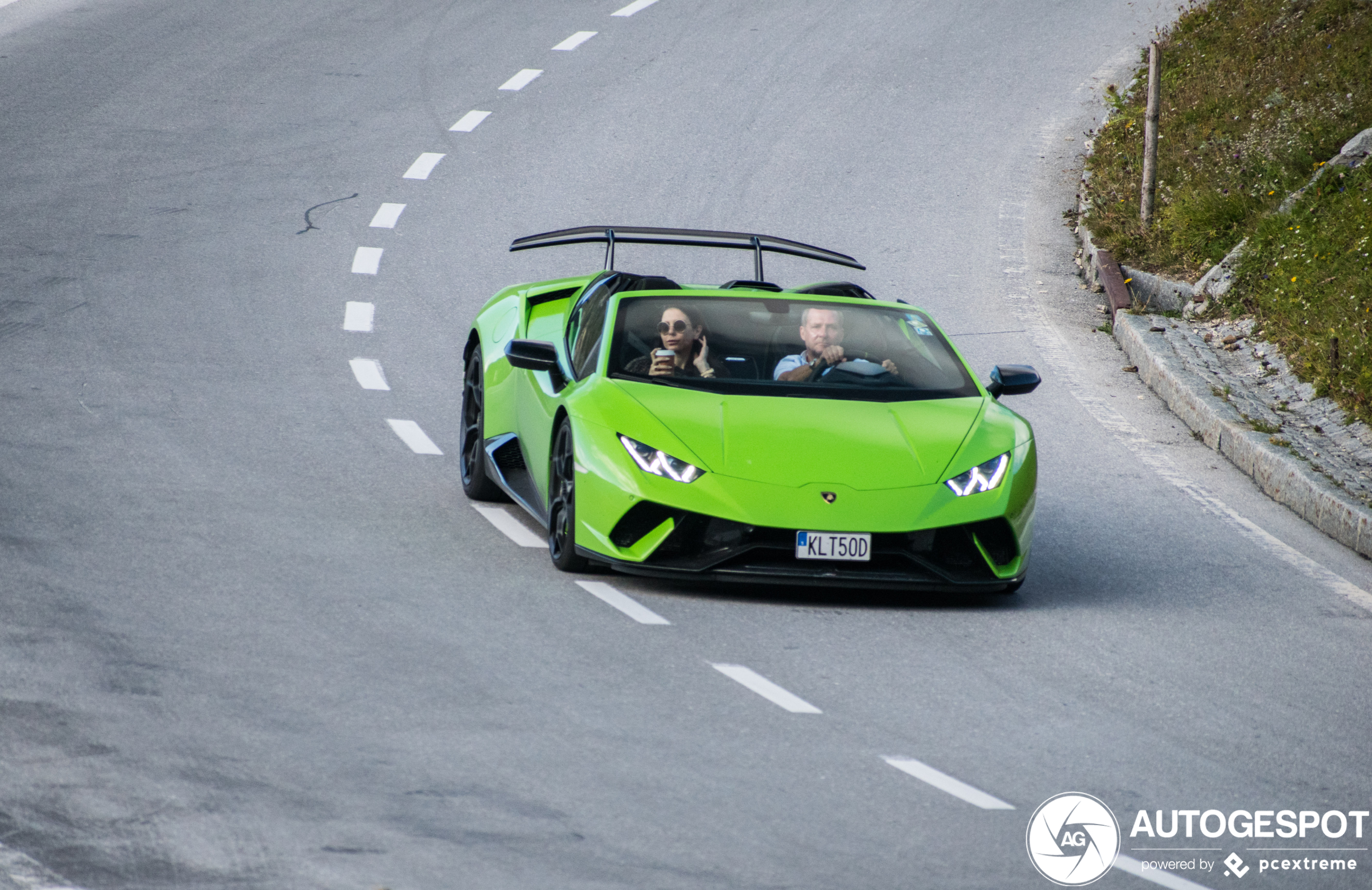 Lamborghini Huracán LP640-4 Performante Spyder