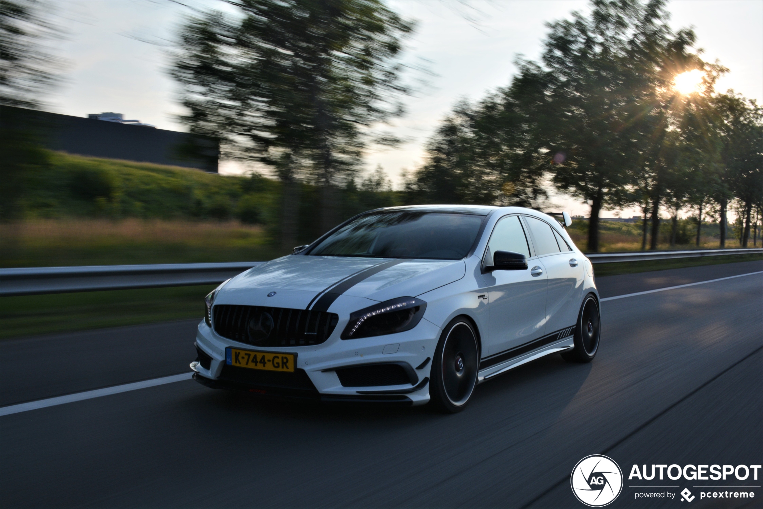 Mercedes-Benz A 45 AMG