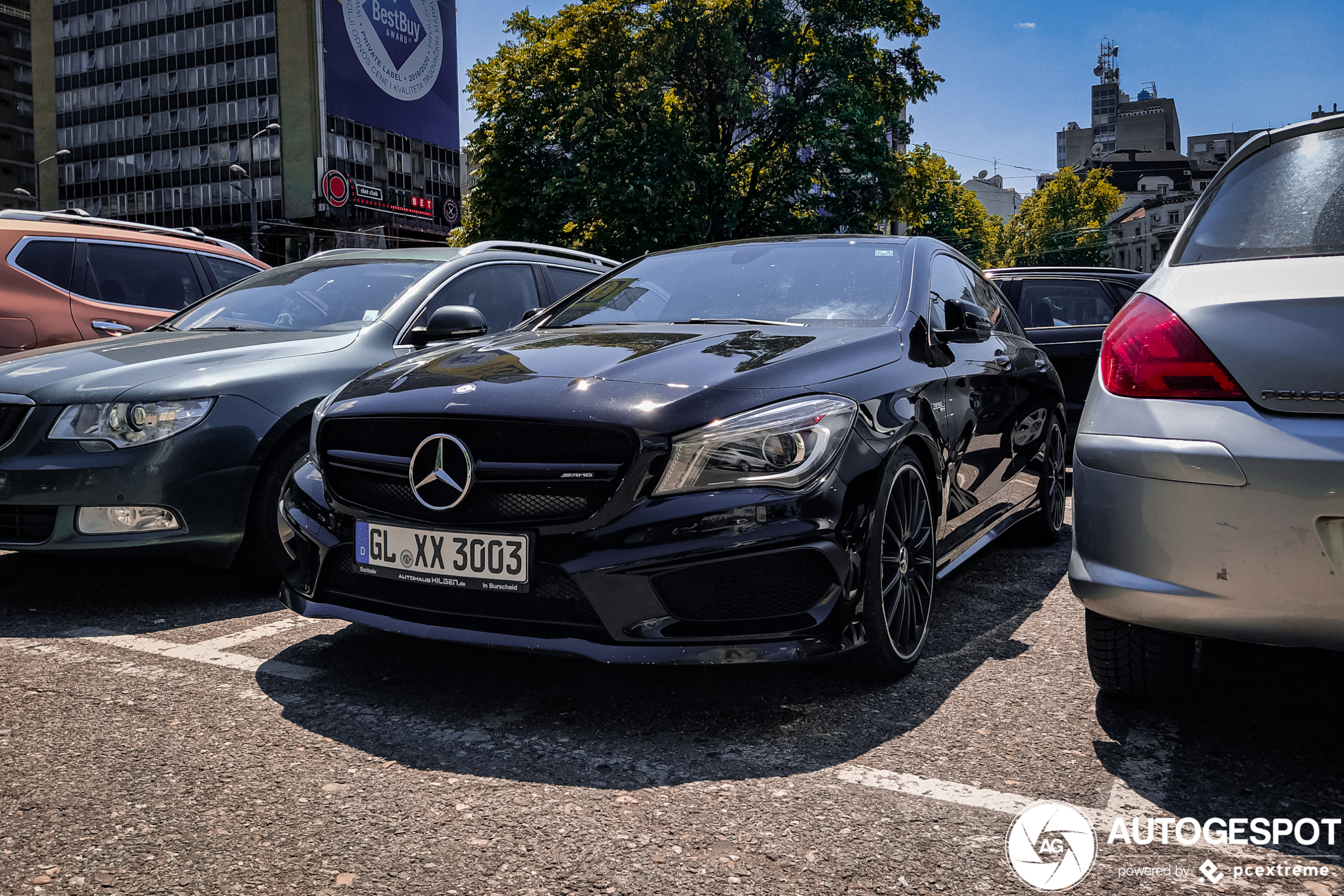 Mercedes-Benz CLA 45 AMG Shooting Brake