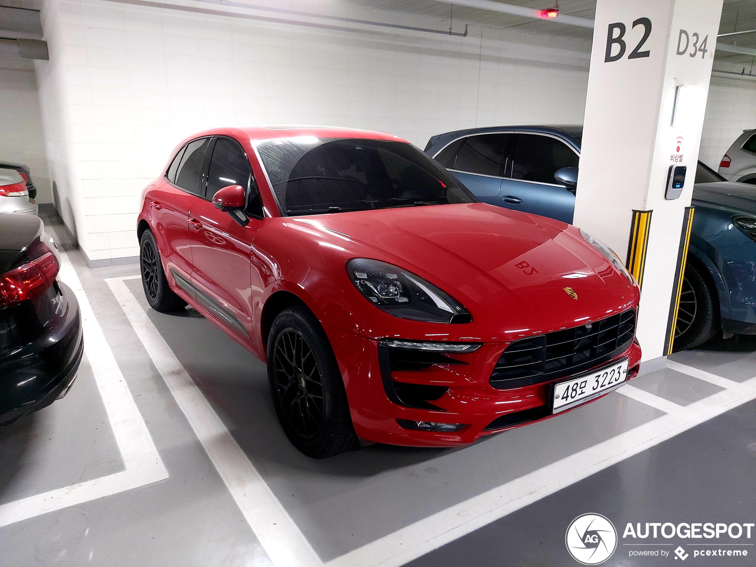 Porsche 95B Macan GTS