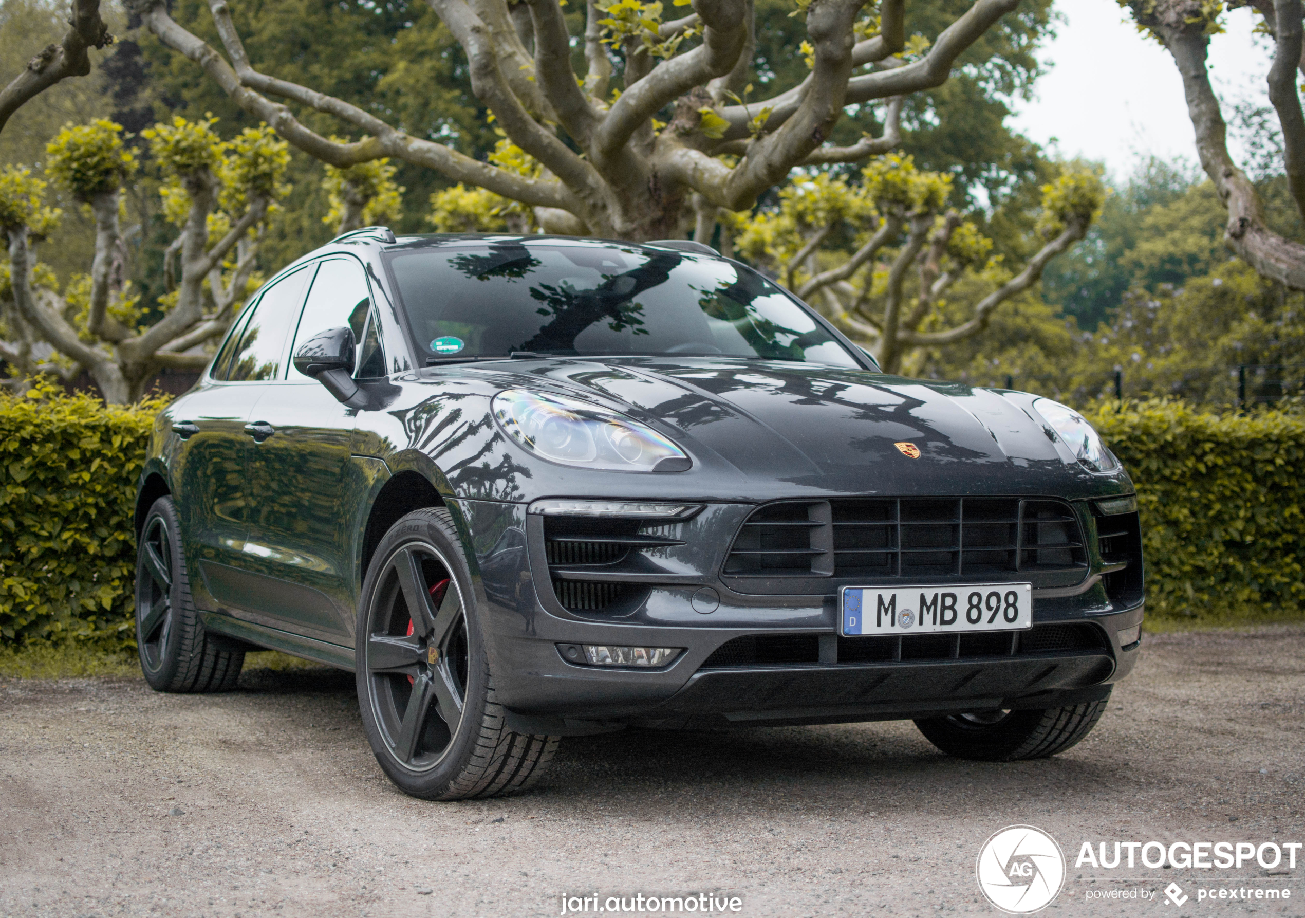 Porsche 95B Macan GTS