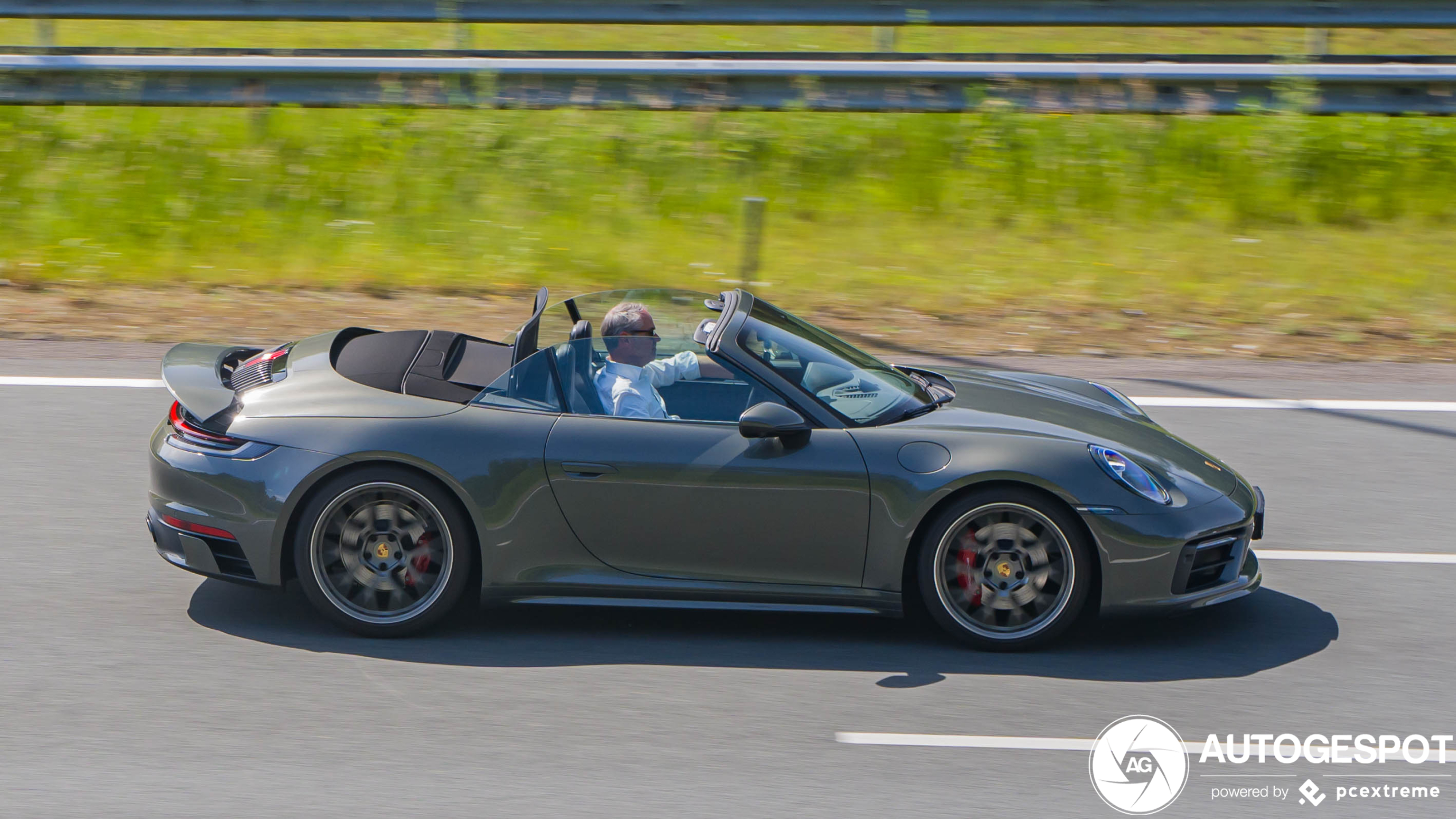 Porsche 992 Carrera S Cabriolet