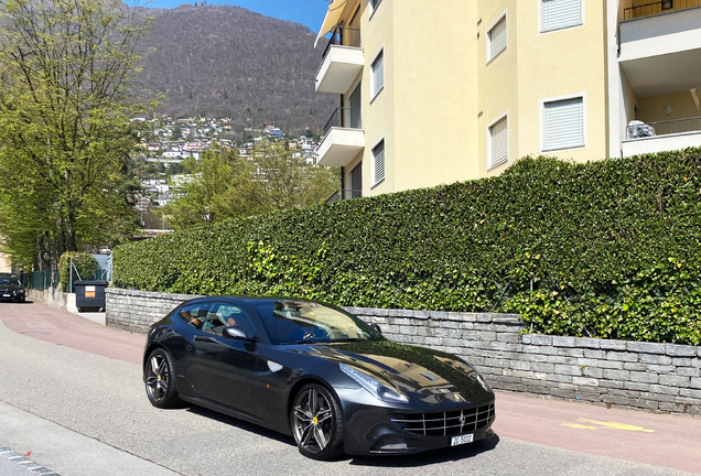 Ferrari FF