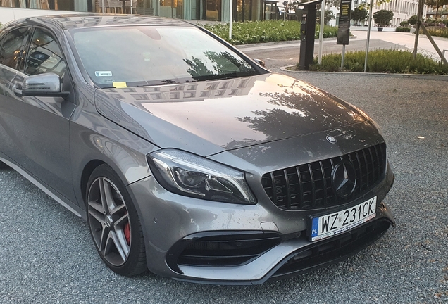 Mercedes-AMG A 45 W176 2015