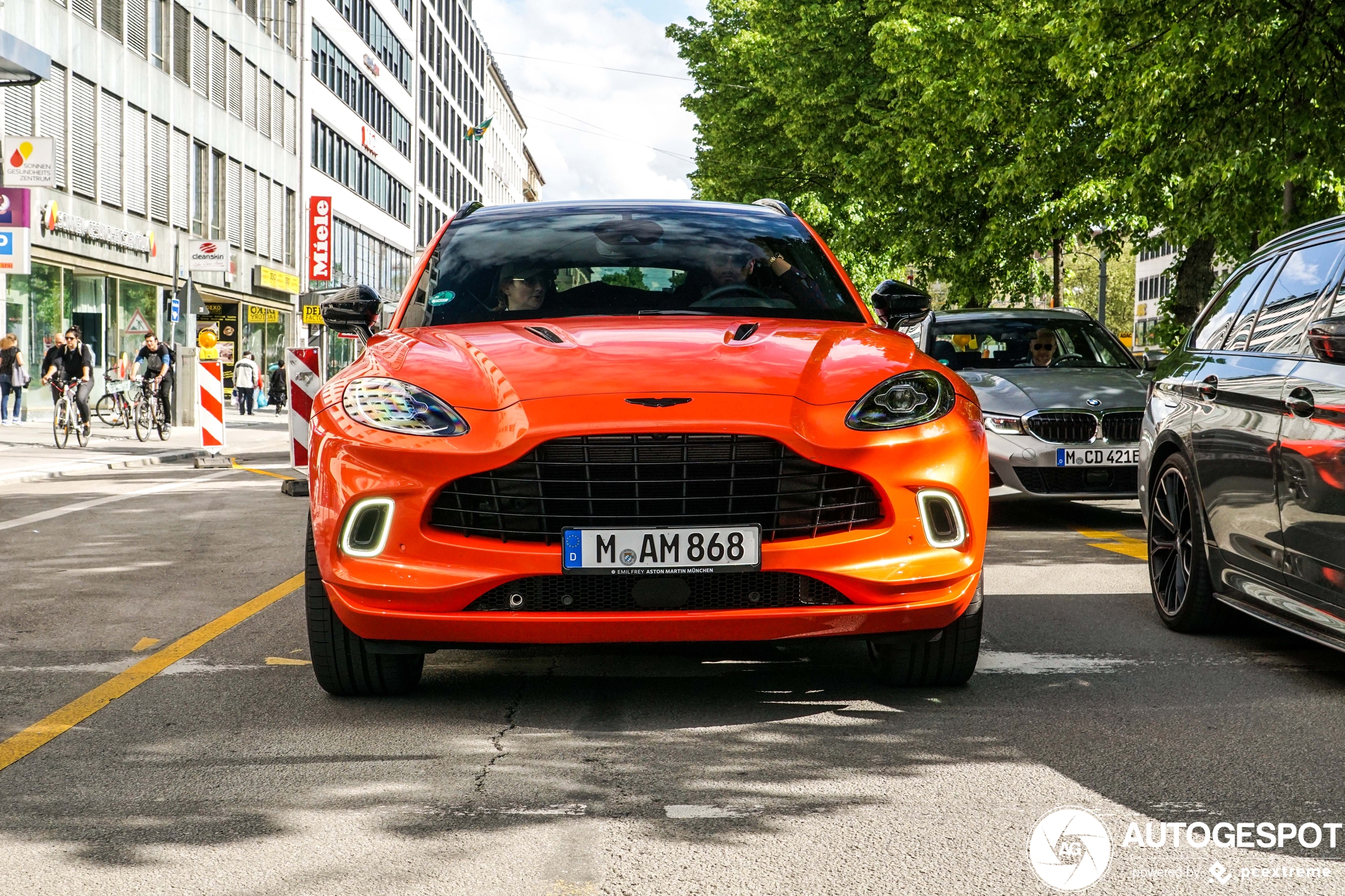 Aston Martin DBX