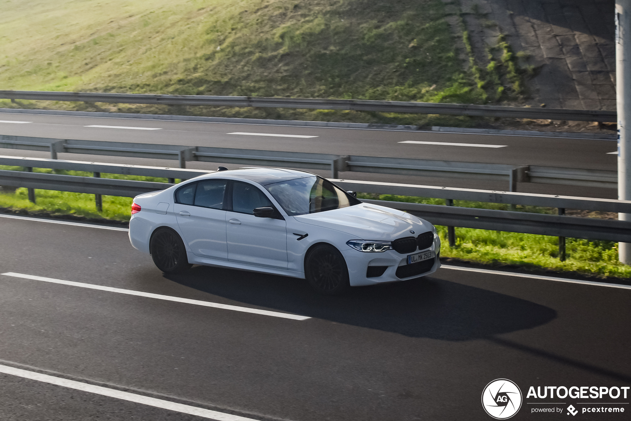 BMW M5 F90