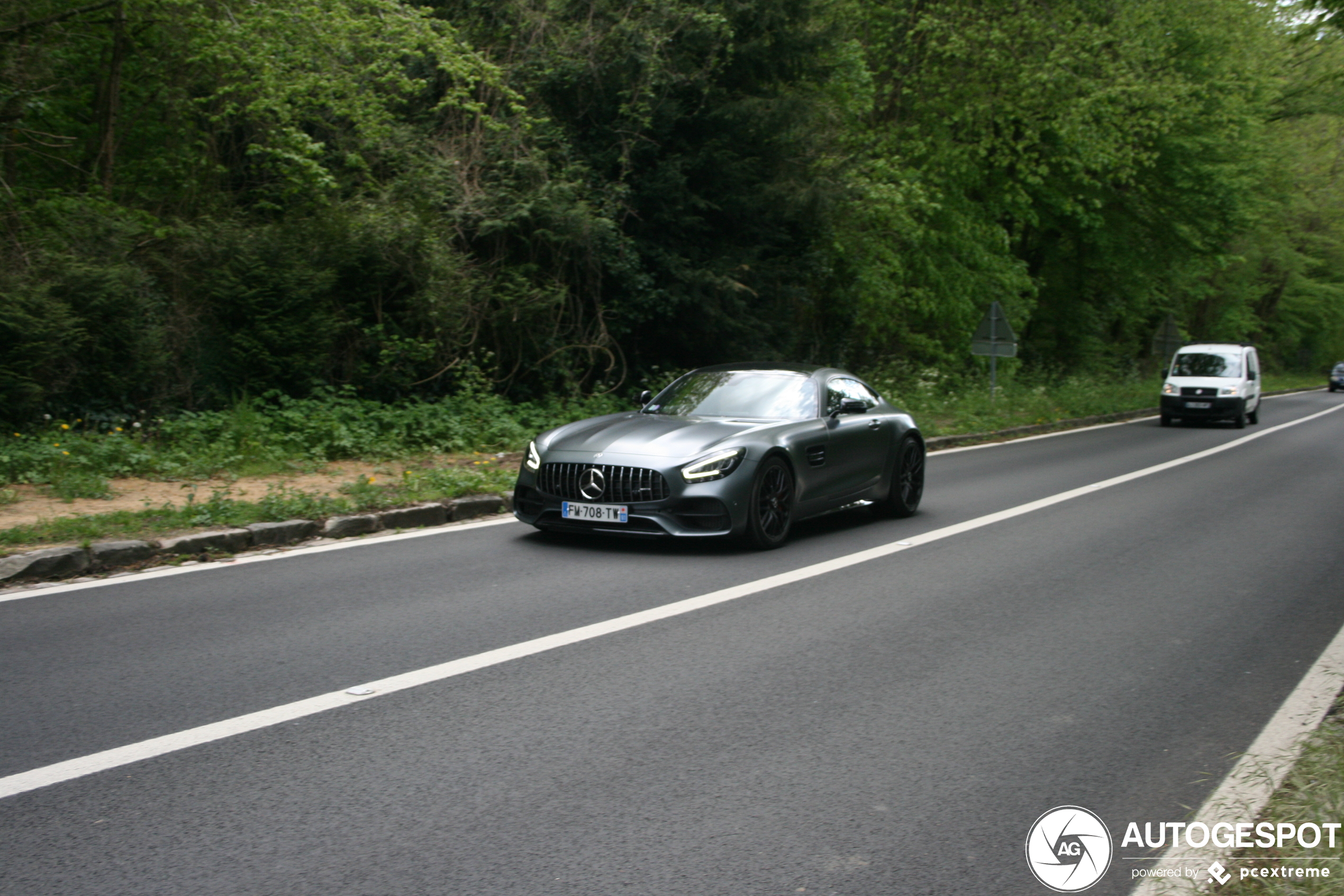 Mercedes-AMG GT C C190 2019