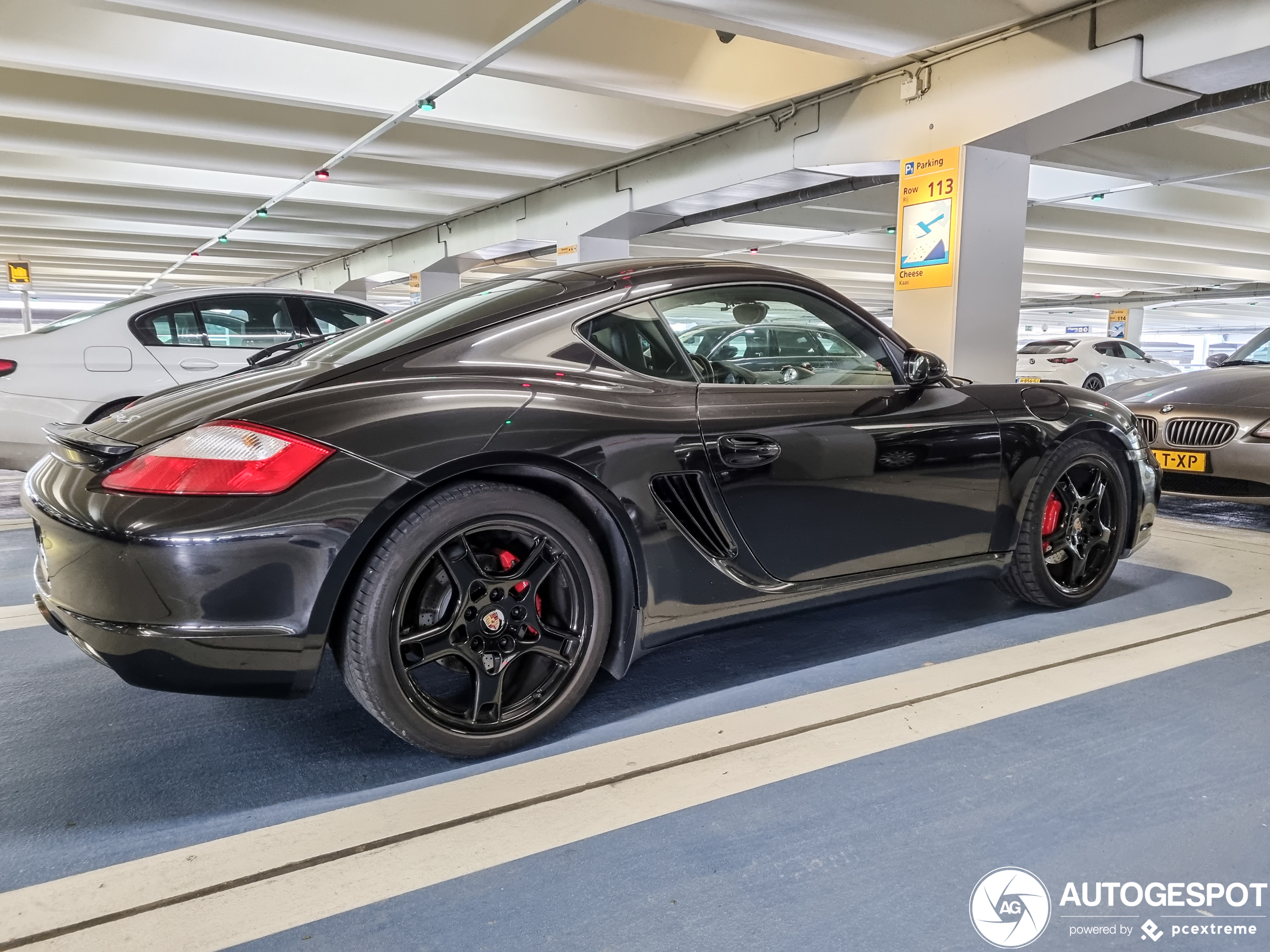 Porsche 987 Cayman S