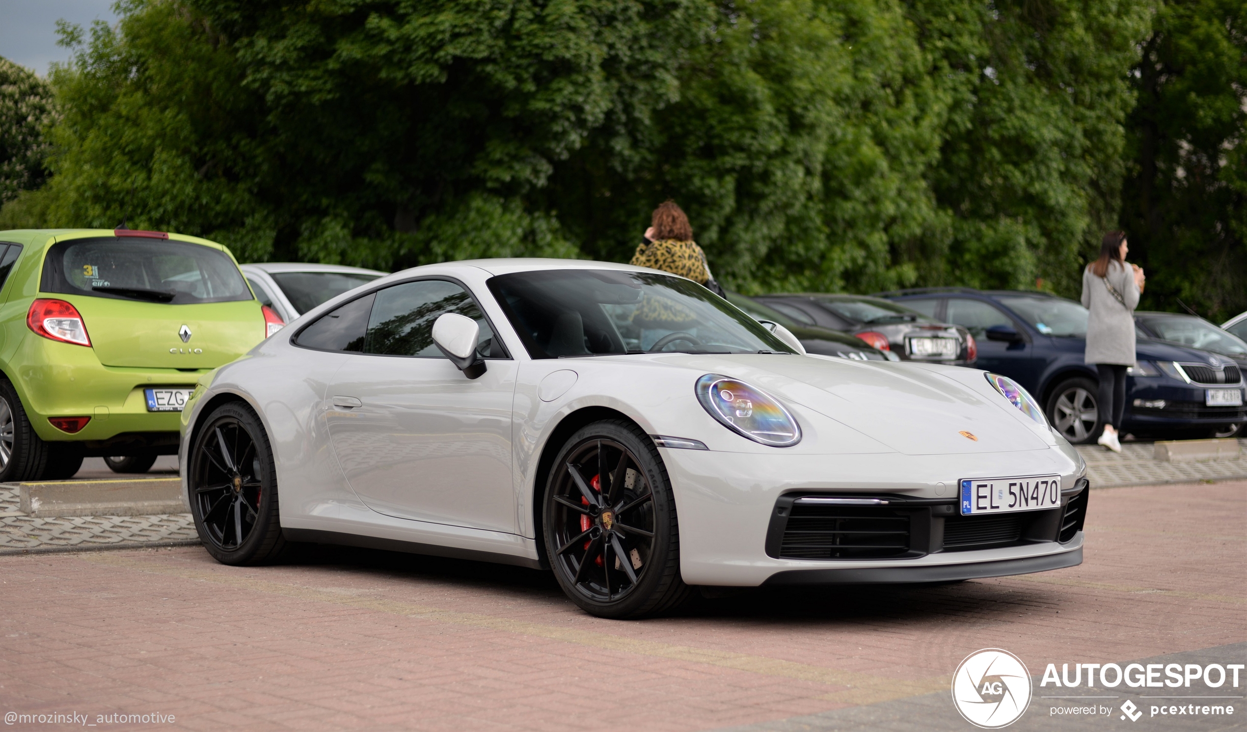 Porsche 992 Carrera 4S