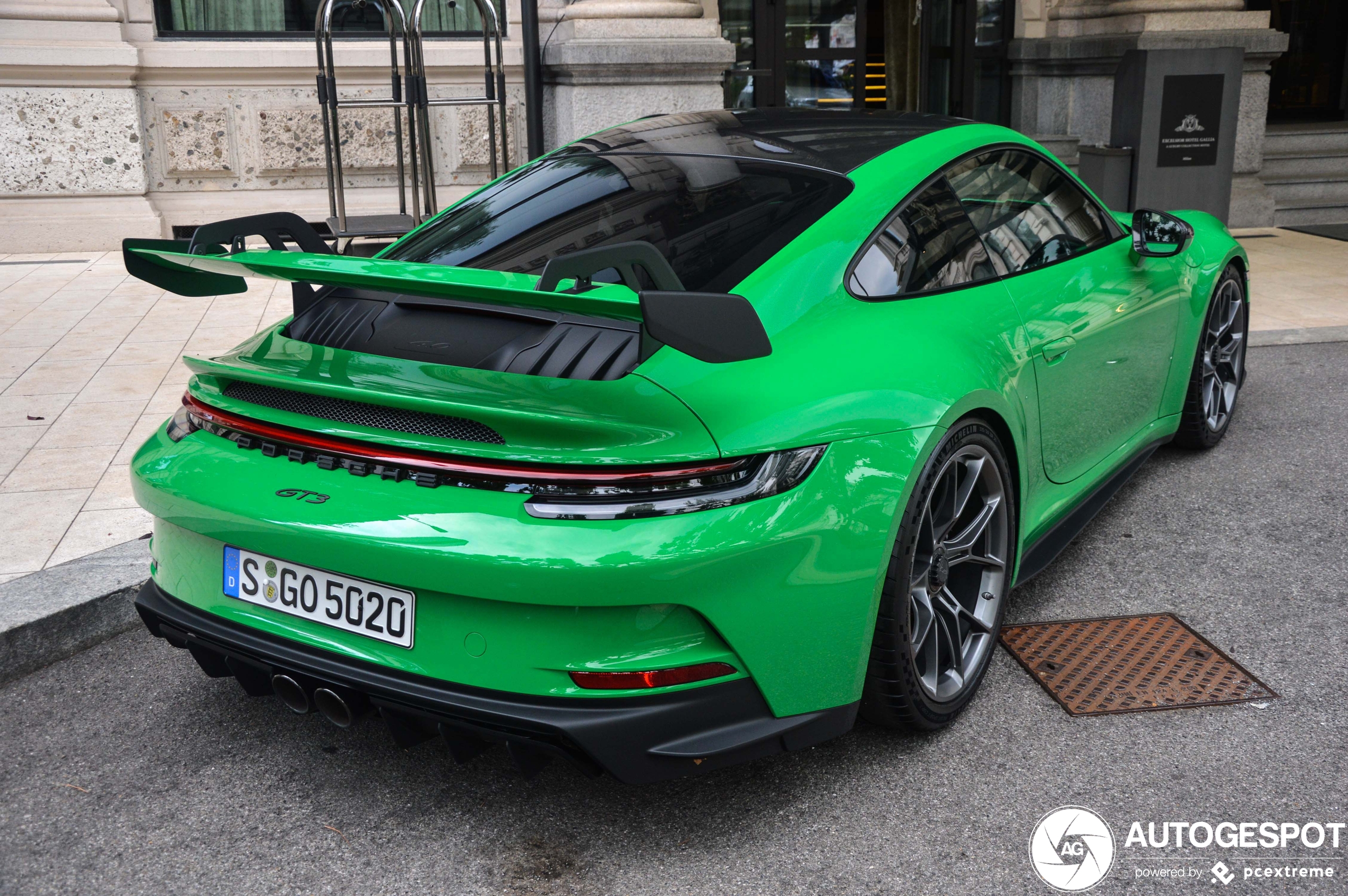 We've never seen the Porsche 992 GT3 in Python green before