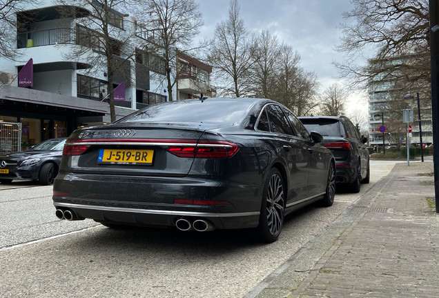 Audi S8 D5