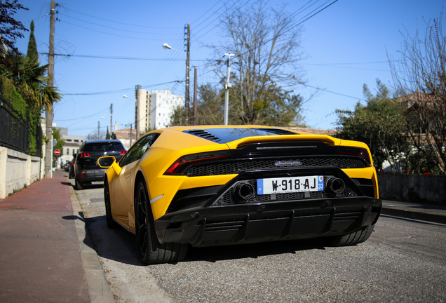 Lamborghini Huracán LP640-4 EVO