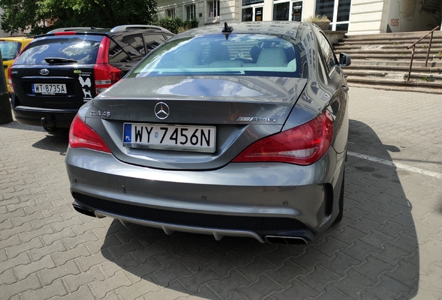 Mercedes-Benz CLA 45 AMG C117