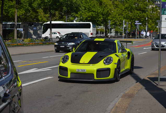 Porsche 991 GT2 RS Weissach Package