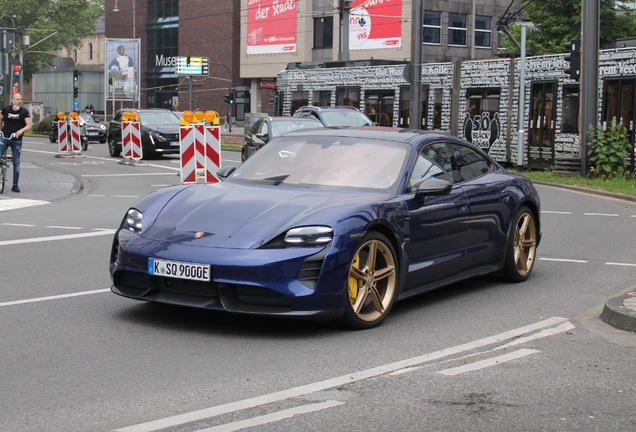 Porsche Taycan Turbo S