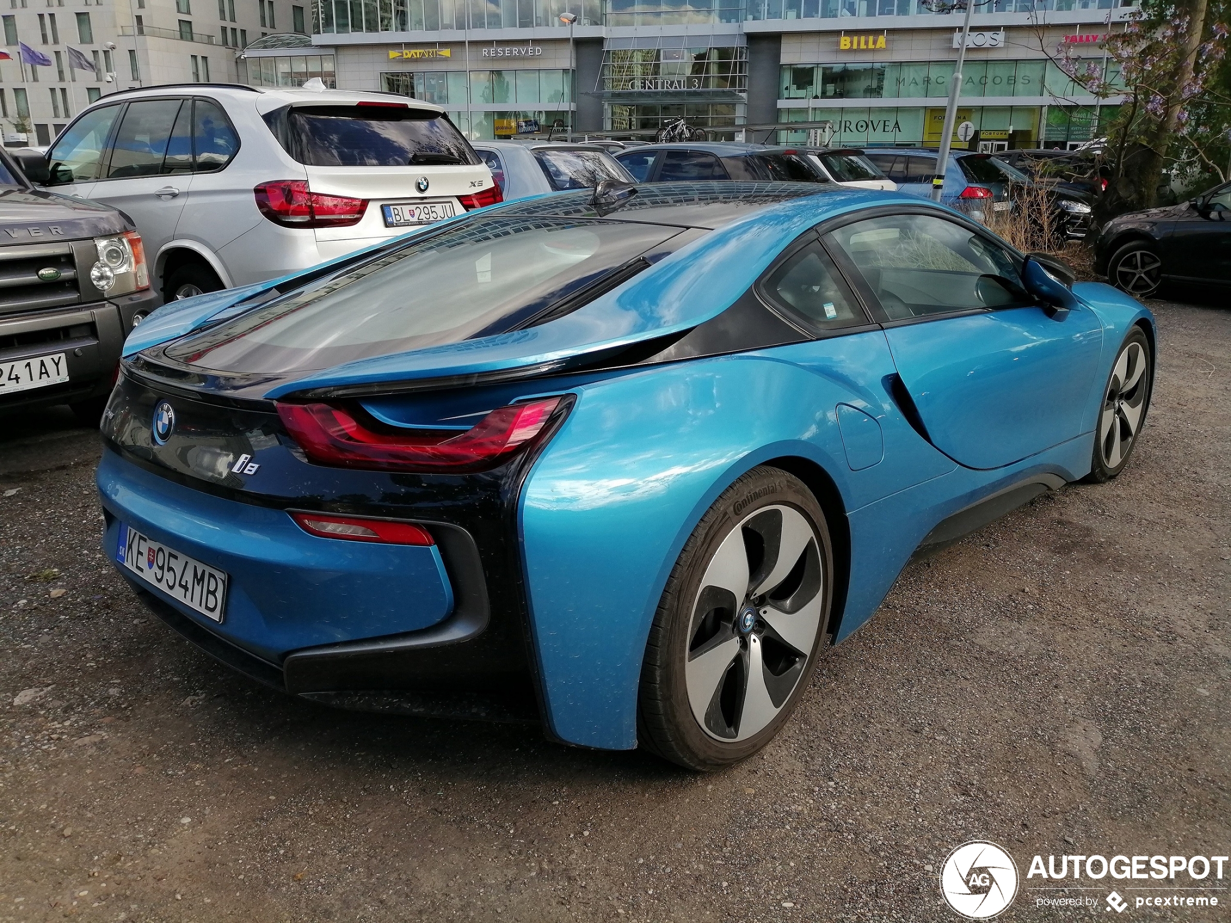 BMW i8