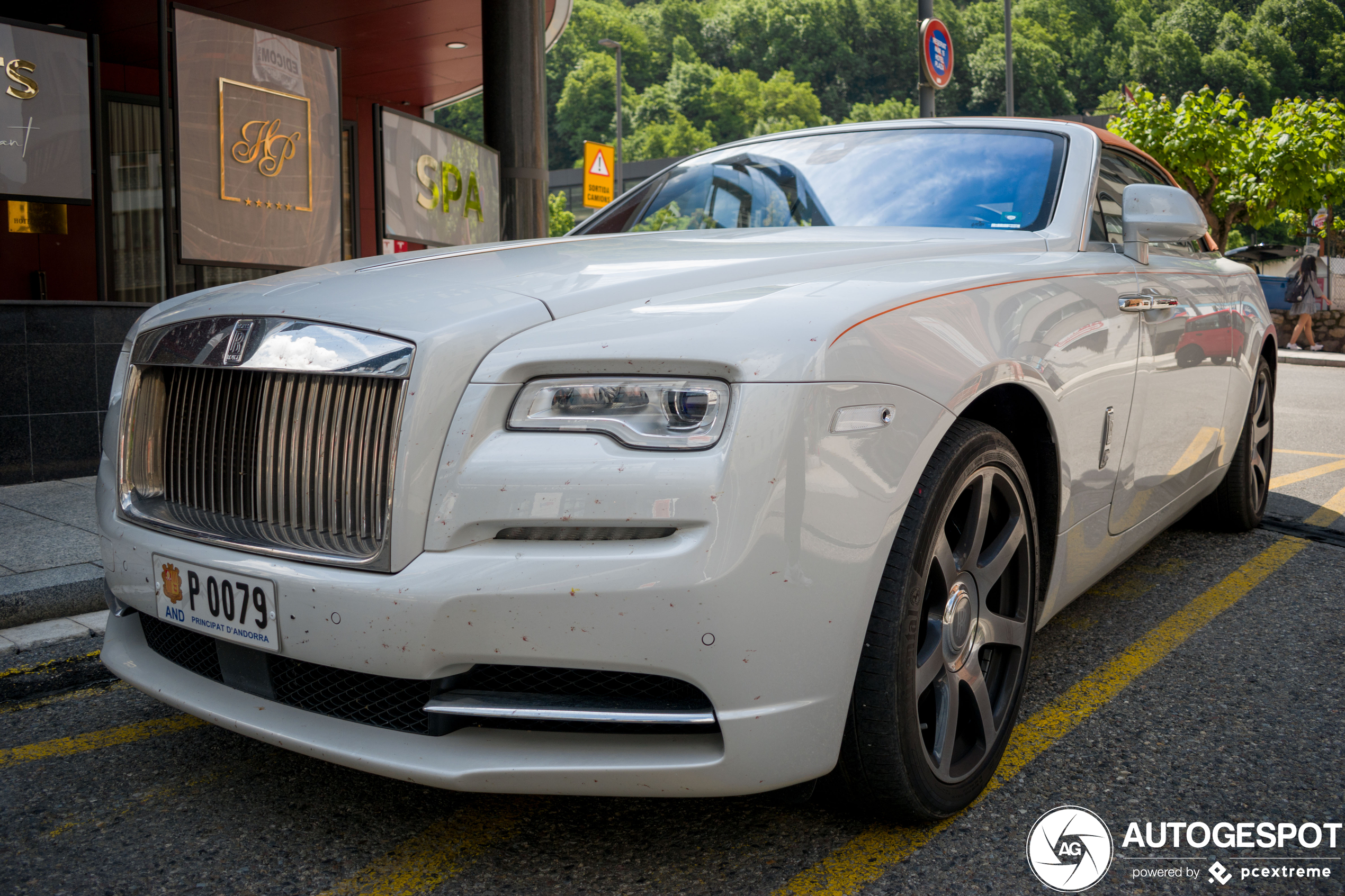 Rolls-Royce Dawn