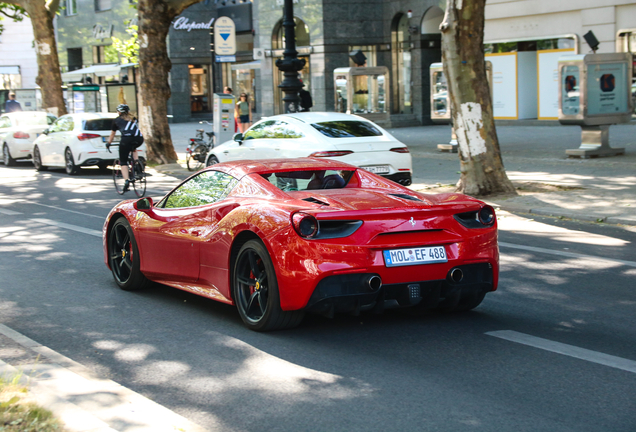 Ferrari 488 Spider