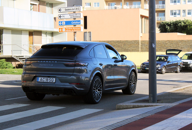 Porsche Cayenne Coupé Turbo S E-Hybrid