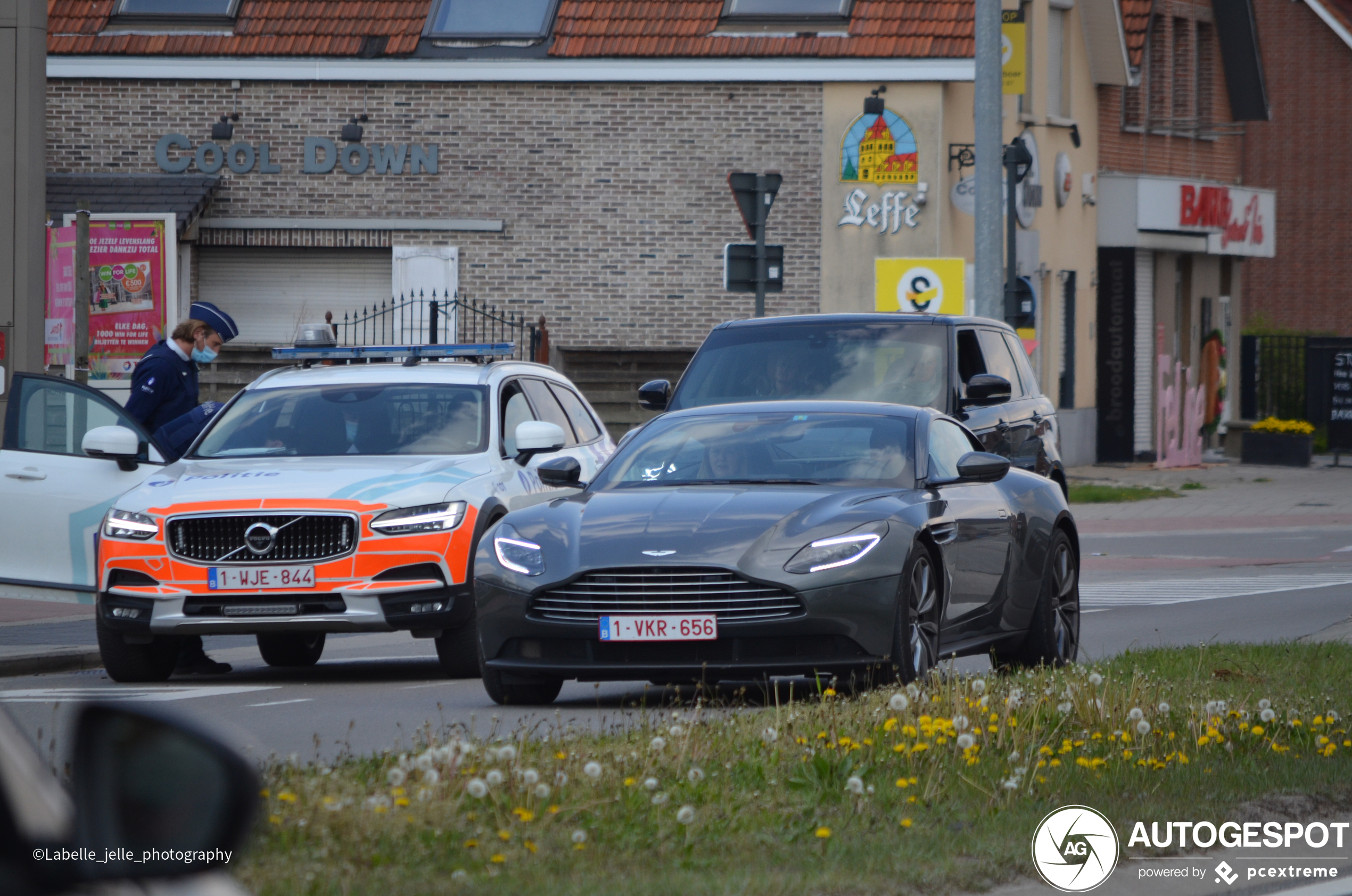 Aston Martin DB11 V8