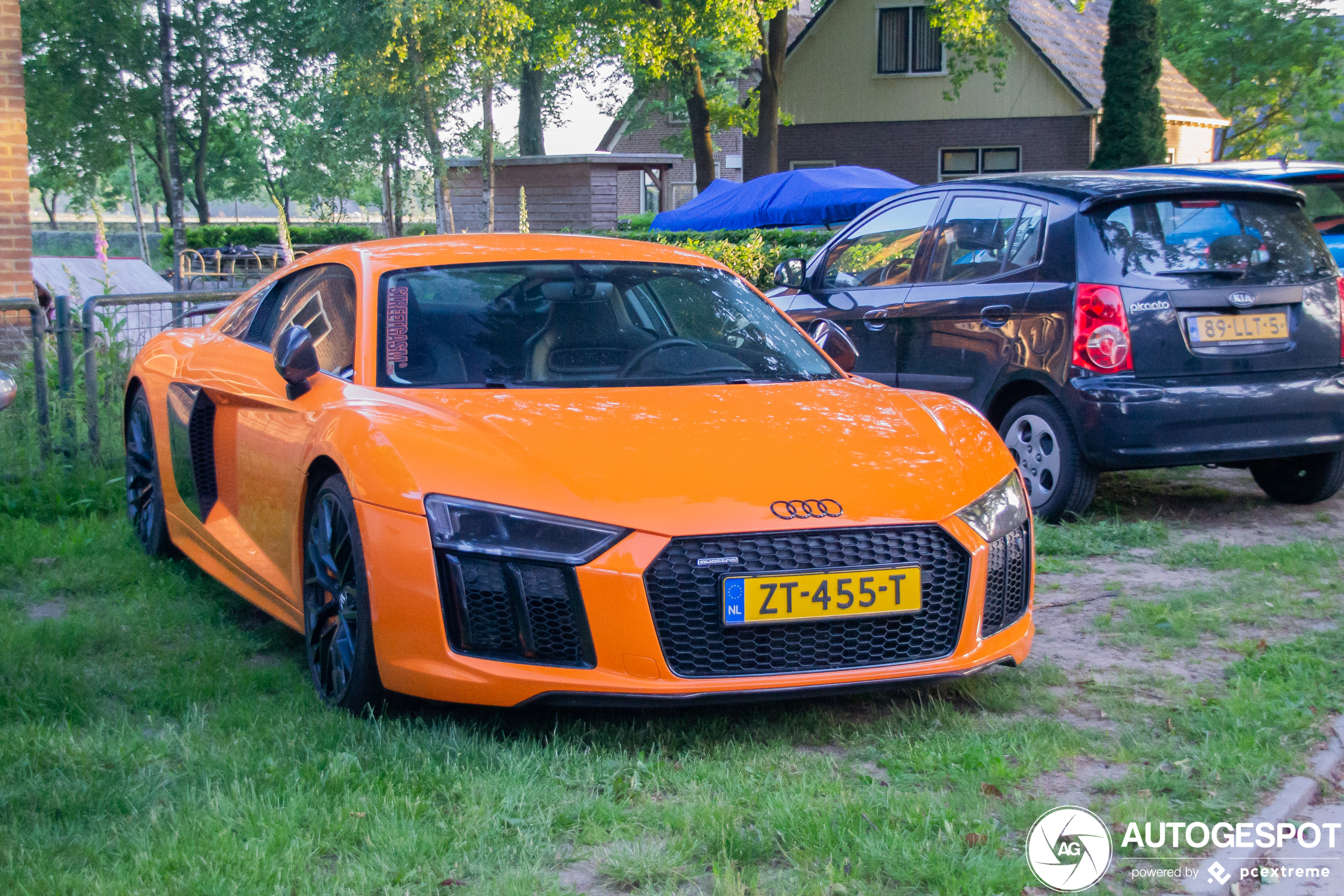 Audi R8 V10 Plus 2015