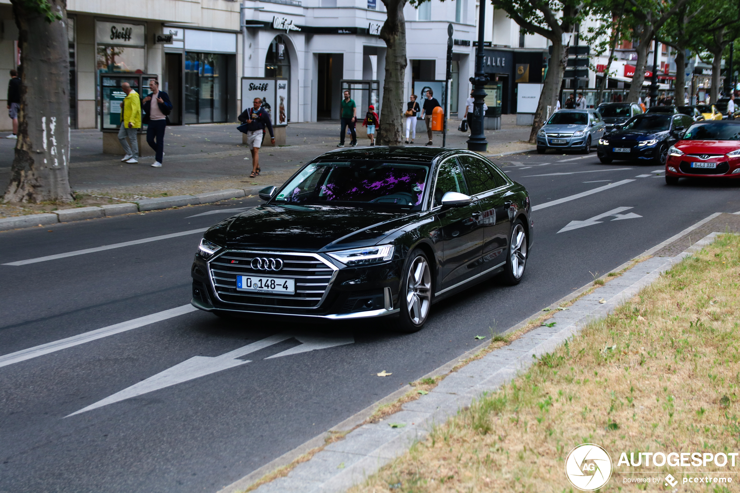 Audi S8 D5