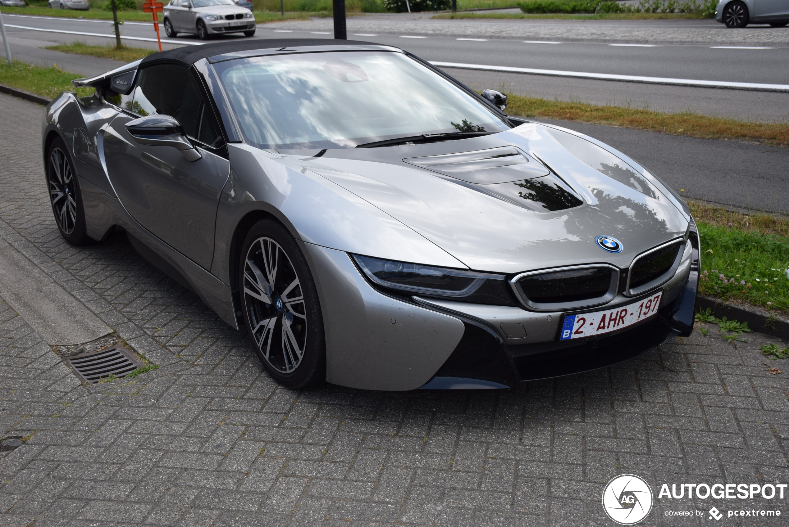 BMW i8 Roadster