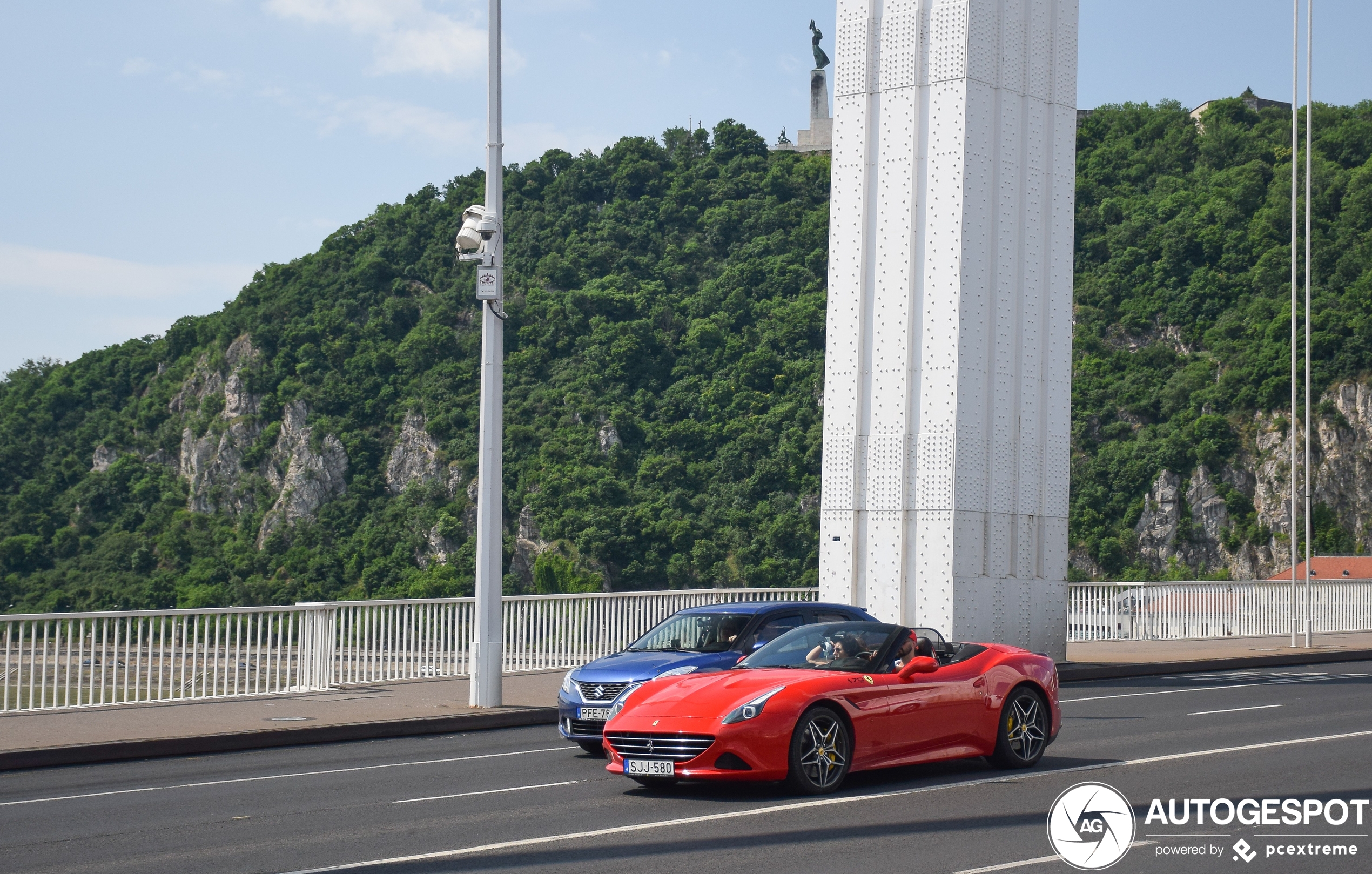 Ferrari California T