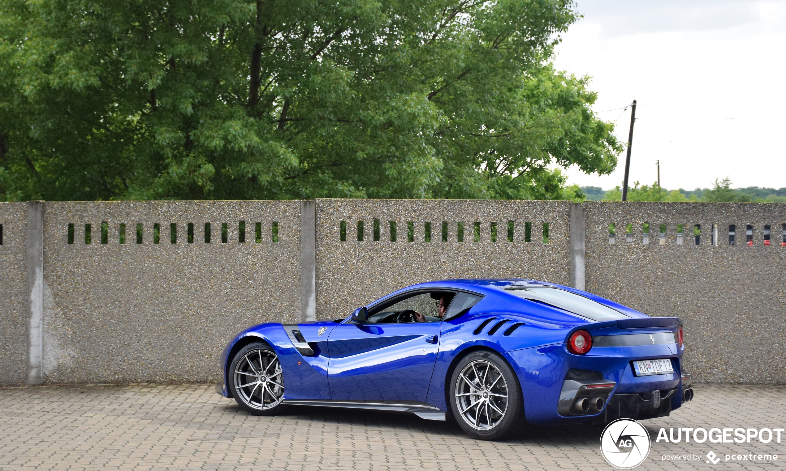 Ferrari F12tdf