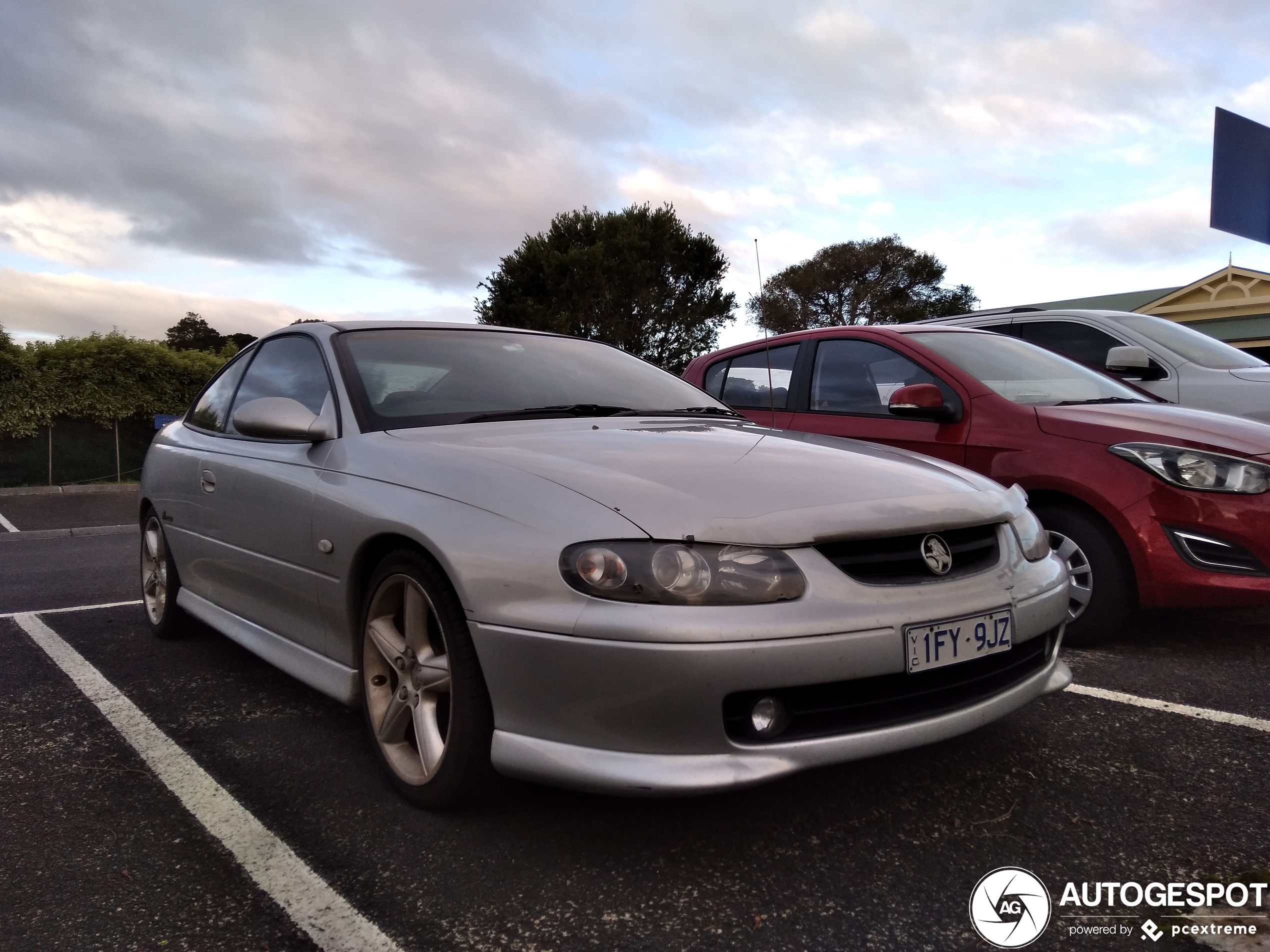 Holden V2 Series II Monaro CV8