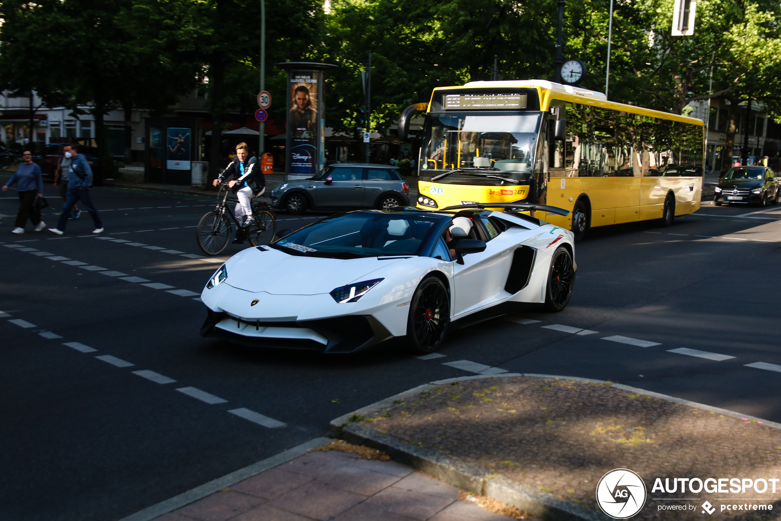 Lamborghini Aventador LP700-4 Roadster