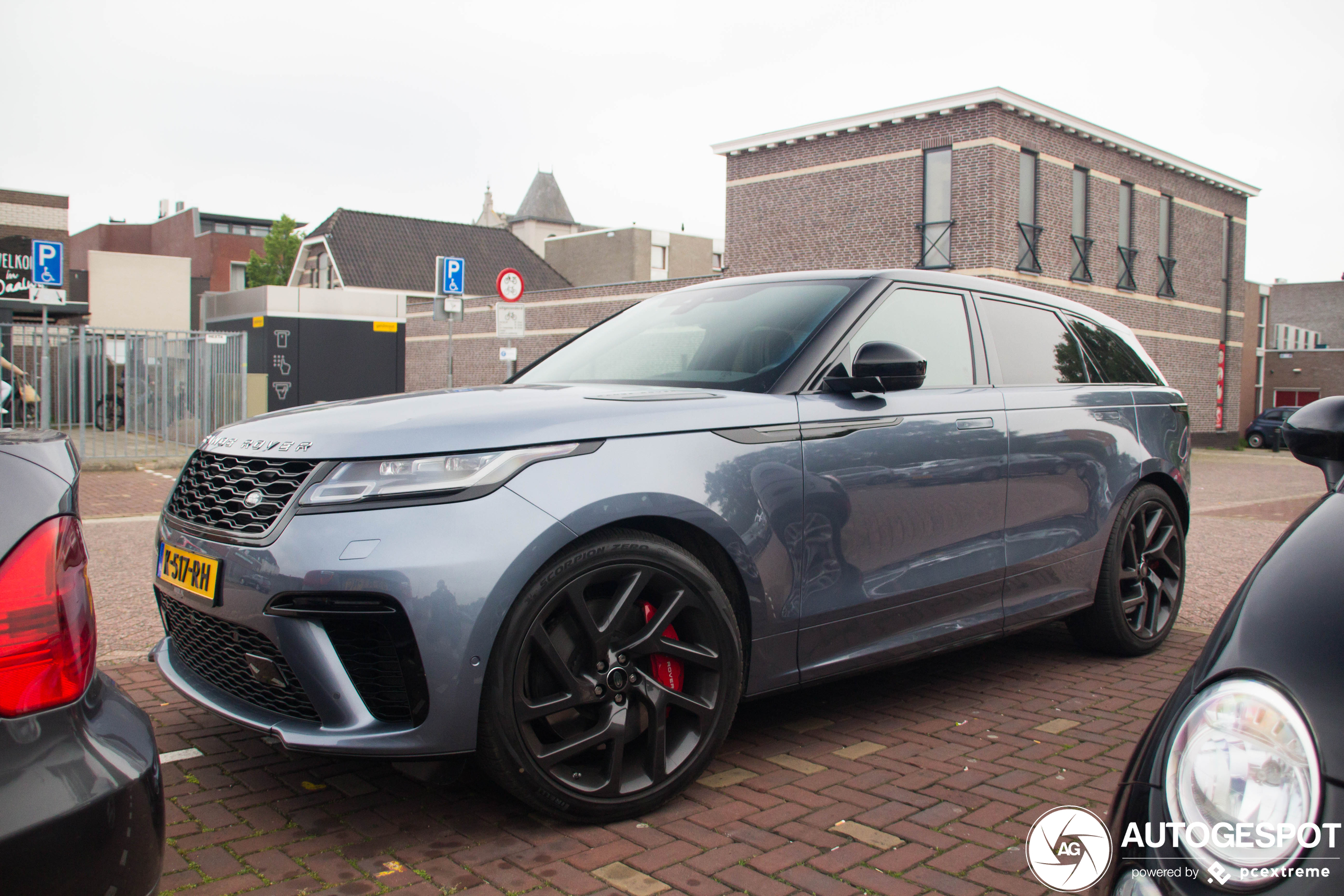 Land Rover Range Rover Velar SVAutobiography