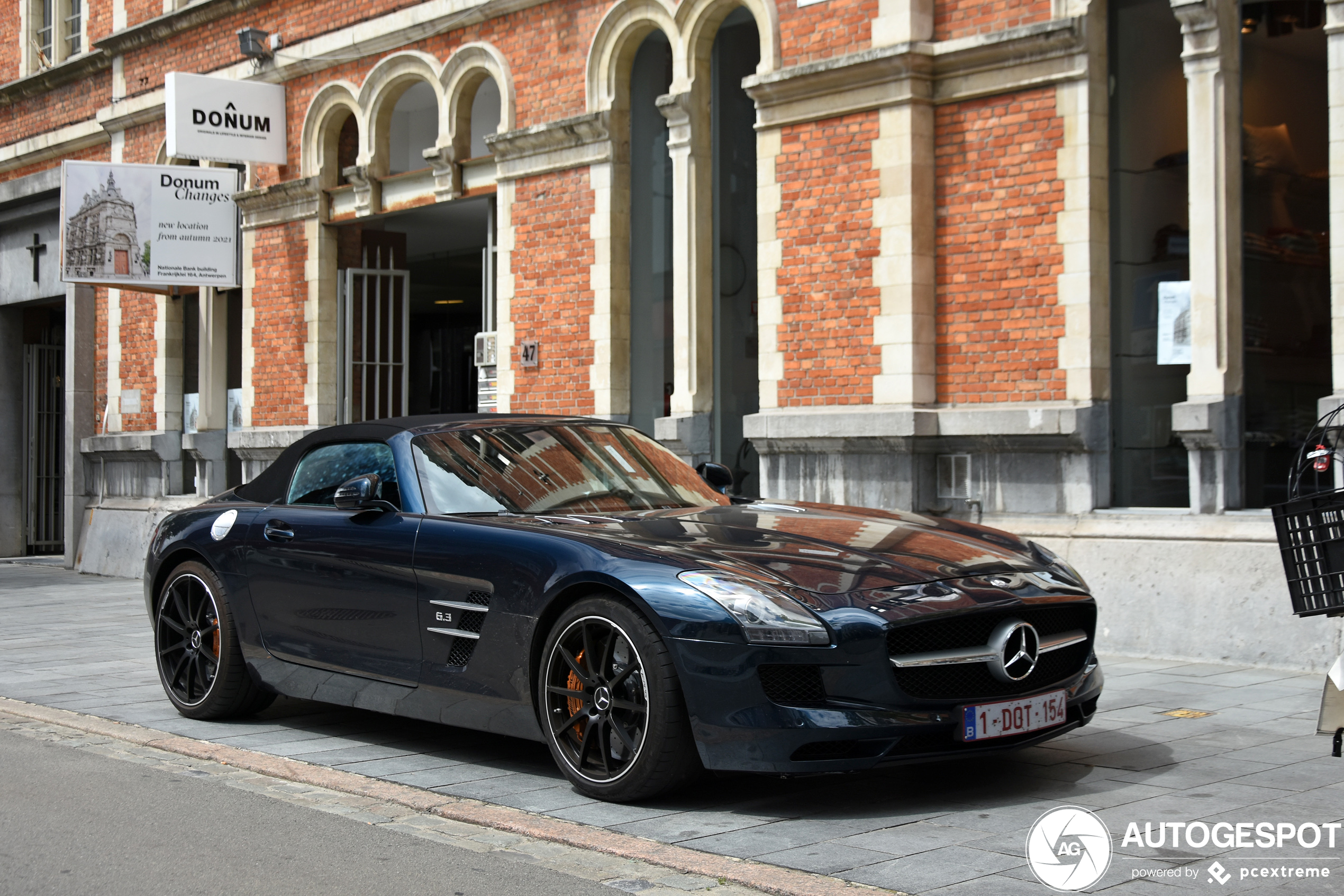 Mercedes-Benz SLS AMG Roadster