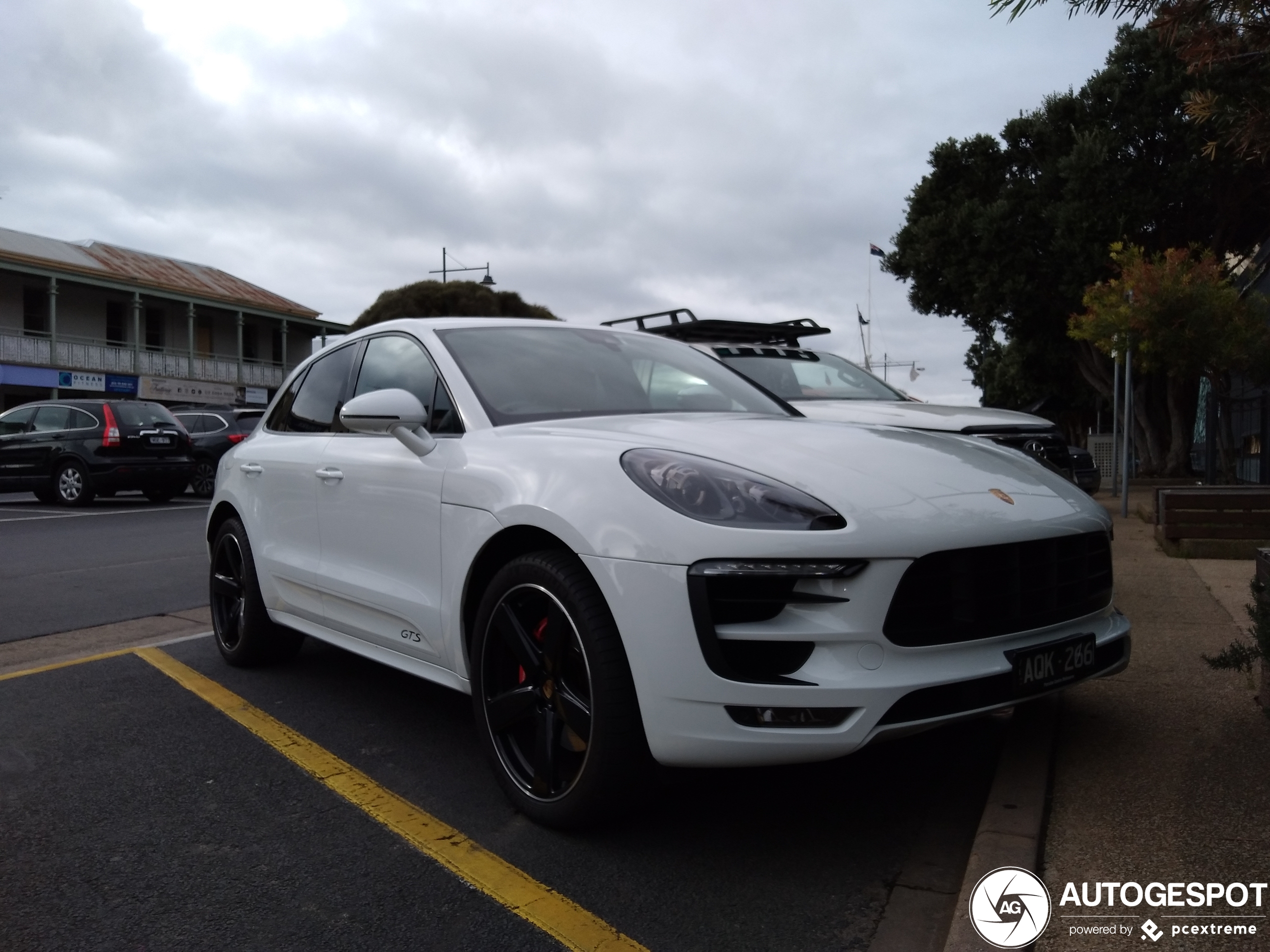 Porsche 95B Macan GTS