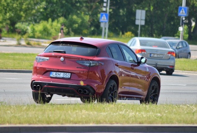 Alfa Romeo Stelvio Quadrifoglio 2020