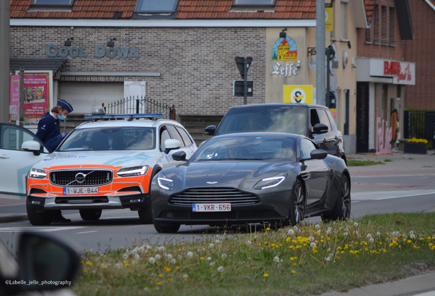 Aston Martin DB11 V8