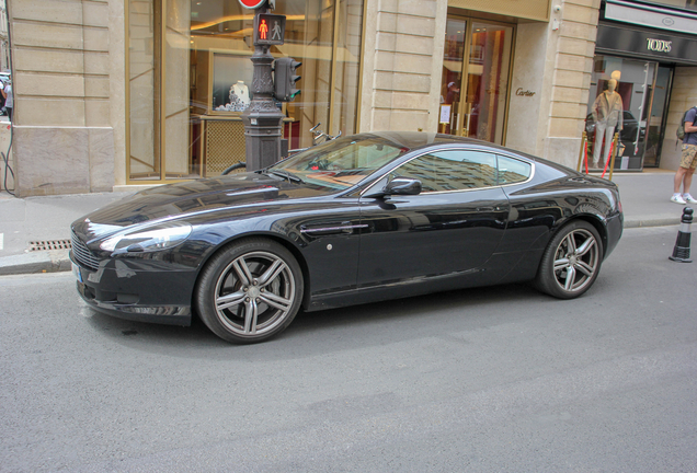 Aston Martin DB9